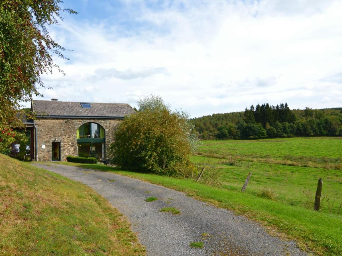 Comfortable Cottage In Neufmoulin With Meadow View Houffalize Room photo